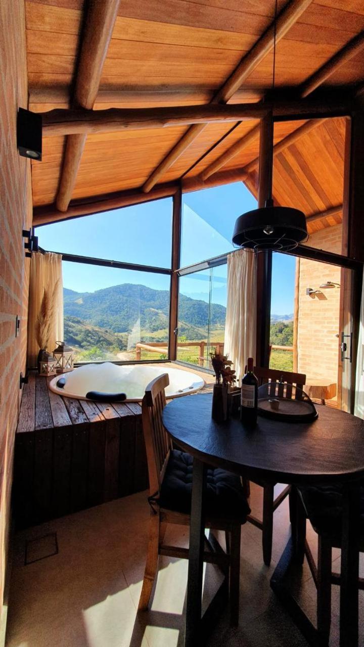 Pousada Ho'Oponopono Chalets & Wine Sapucaí-Mirim Exterior foto